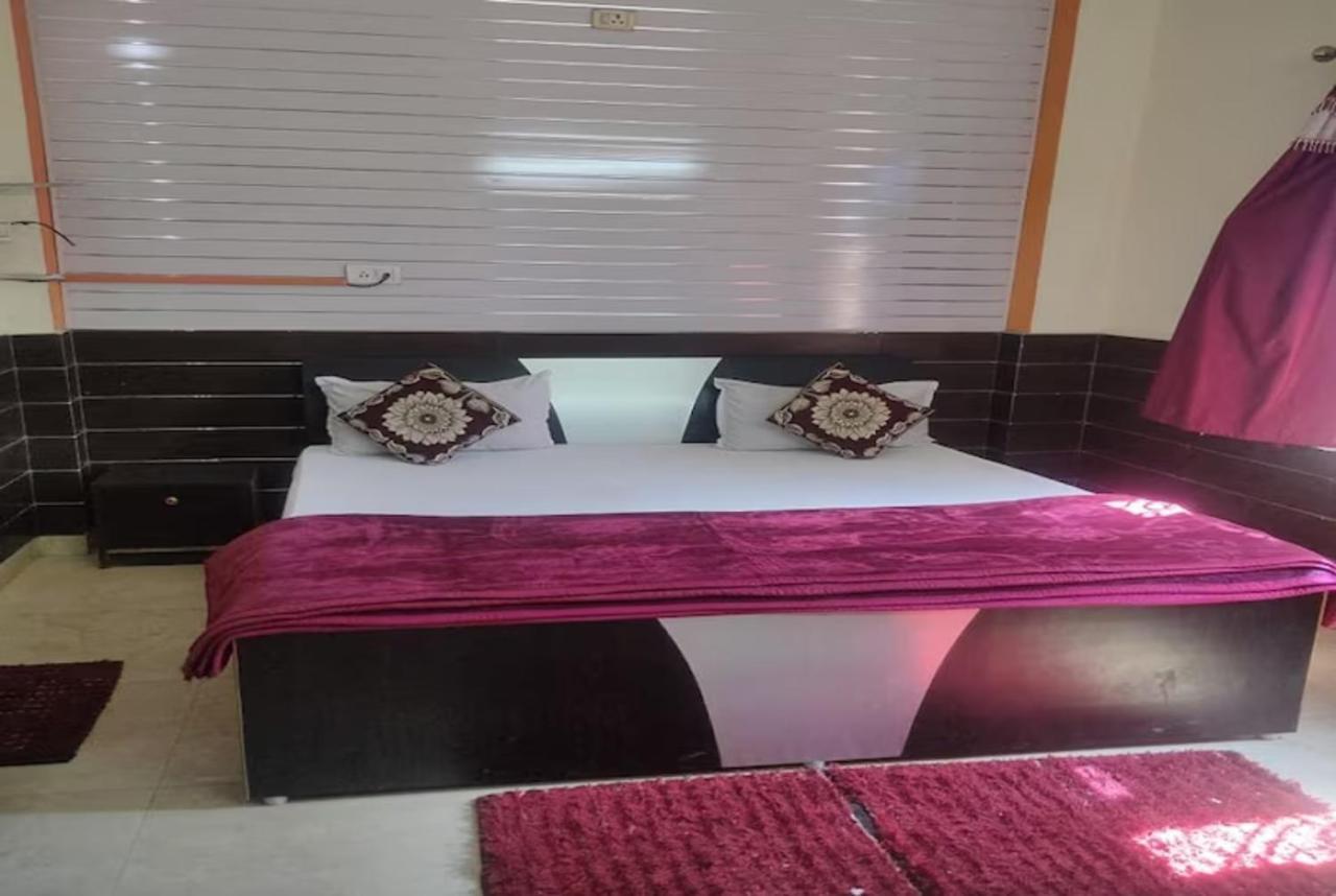 Goroomgo New Ashiyana Palace พาราณสี ภายนอก รูปภาพ