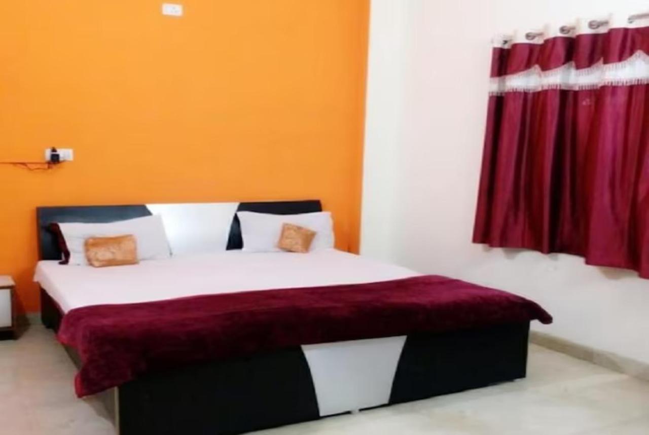 Goroomgo New Ashiyana Palace พาราณสี ภายนอก รูปภาพ